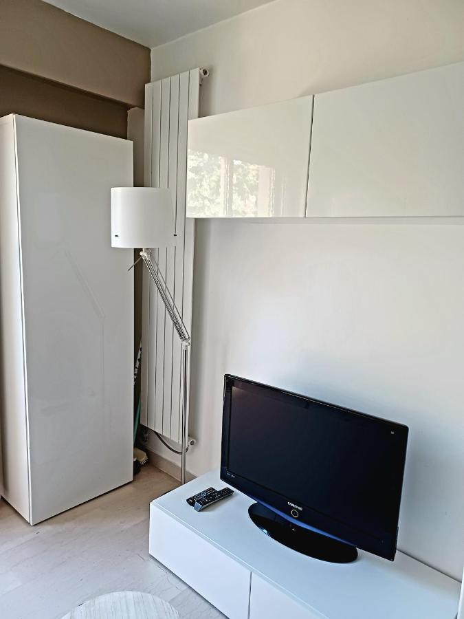A Avec Piscine Apartment *
